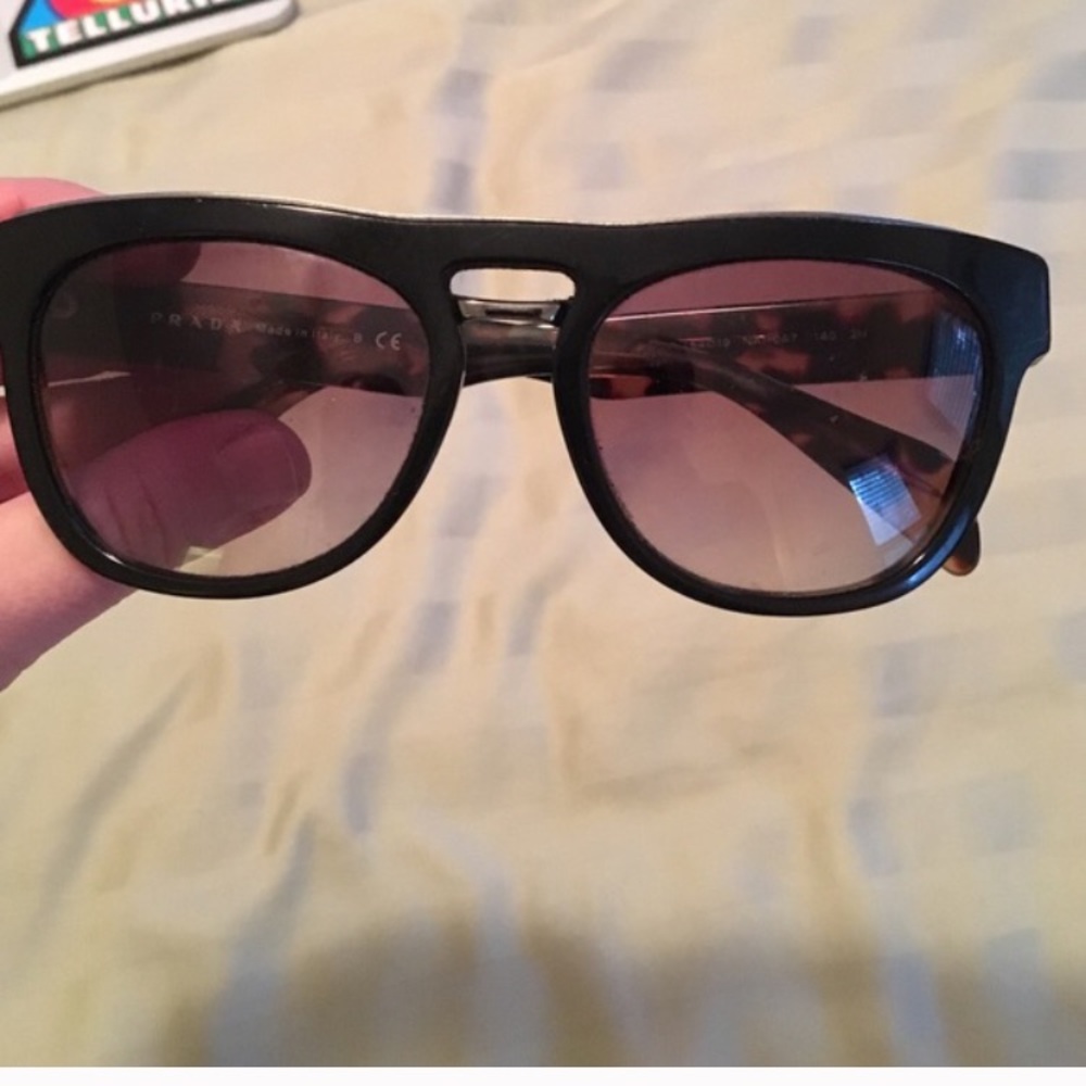 Authentic Prada sunglasses-tortoise